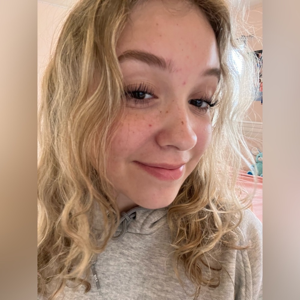Meet your Posher, Lauren